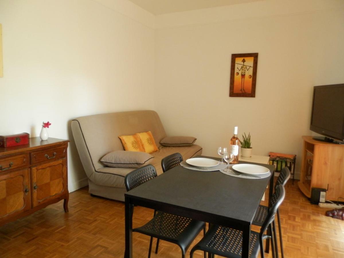Les Pins . 2 P Calme Et Terrasse Appartement Nice Buitenkant foto