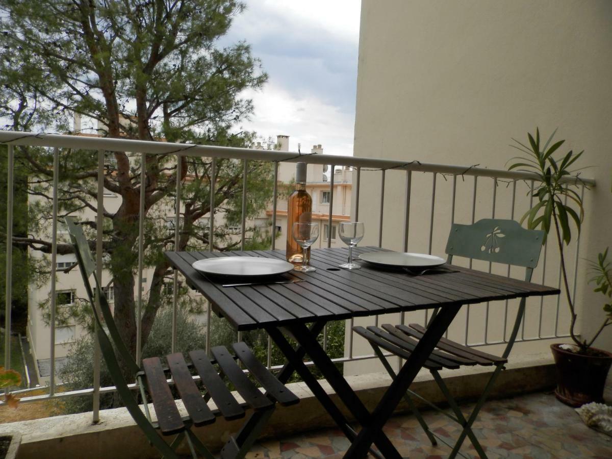 Les Pins . 2 P Calme Et Terrasse Appartement Nice Buitenkant foto